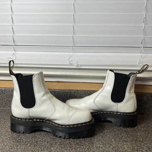 Dr. Martens 2976 Quad Womens 10 White Leather Chelsea Platform Boots Men 9 EU 42 - Picture 5 of 10